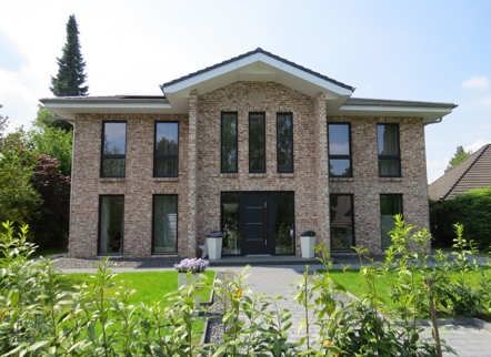 Architektenhaus 318 - dieses Architektenhaus mit über 300 qm Wohnfläche bauen wir schlüsselfertig zum Festpreis ab 774.500 €