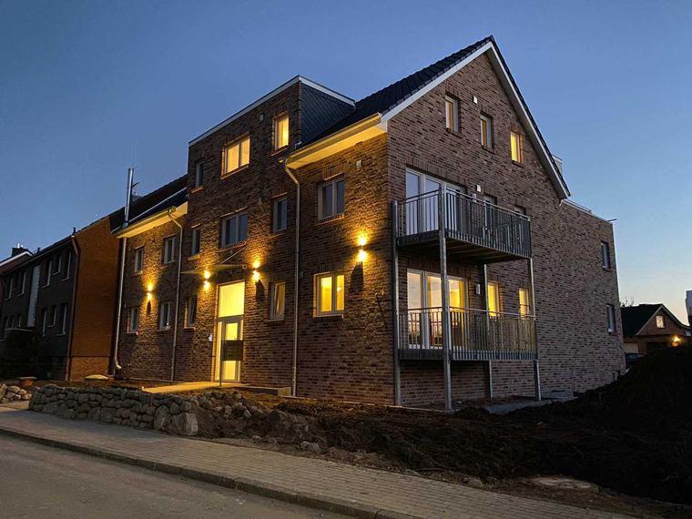 Referenz von AMBIENTE Immobilien: Mehrfamilienhaus 830