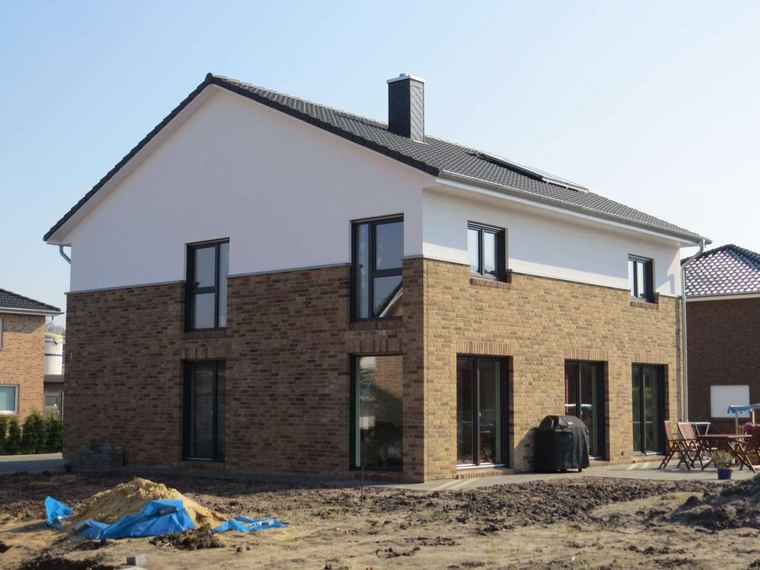 Referenz von AMBIENTE Immobilien: Stadtvilla 191