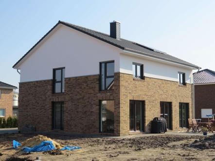 Landhaus 191 - dieses Landhaus mit knapp 200 qm Wohnfläche bauen wir schlüsselfertig zum Festpreis ab 438.000 €