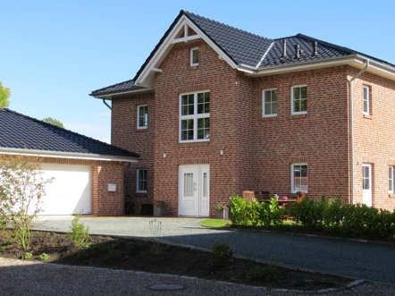 Stadtvilla 228 - diese Stadtvilla mit knapp 230 qm Wohnfläche bauen wir schlüsselfertig zum Festpreis ab 520.000 €