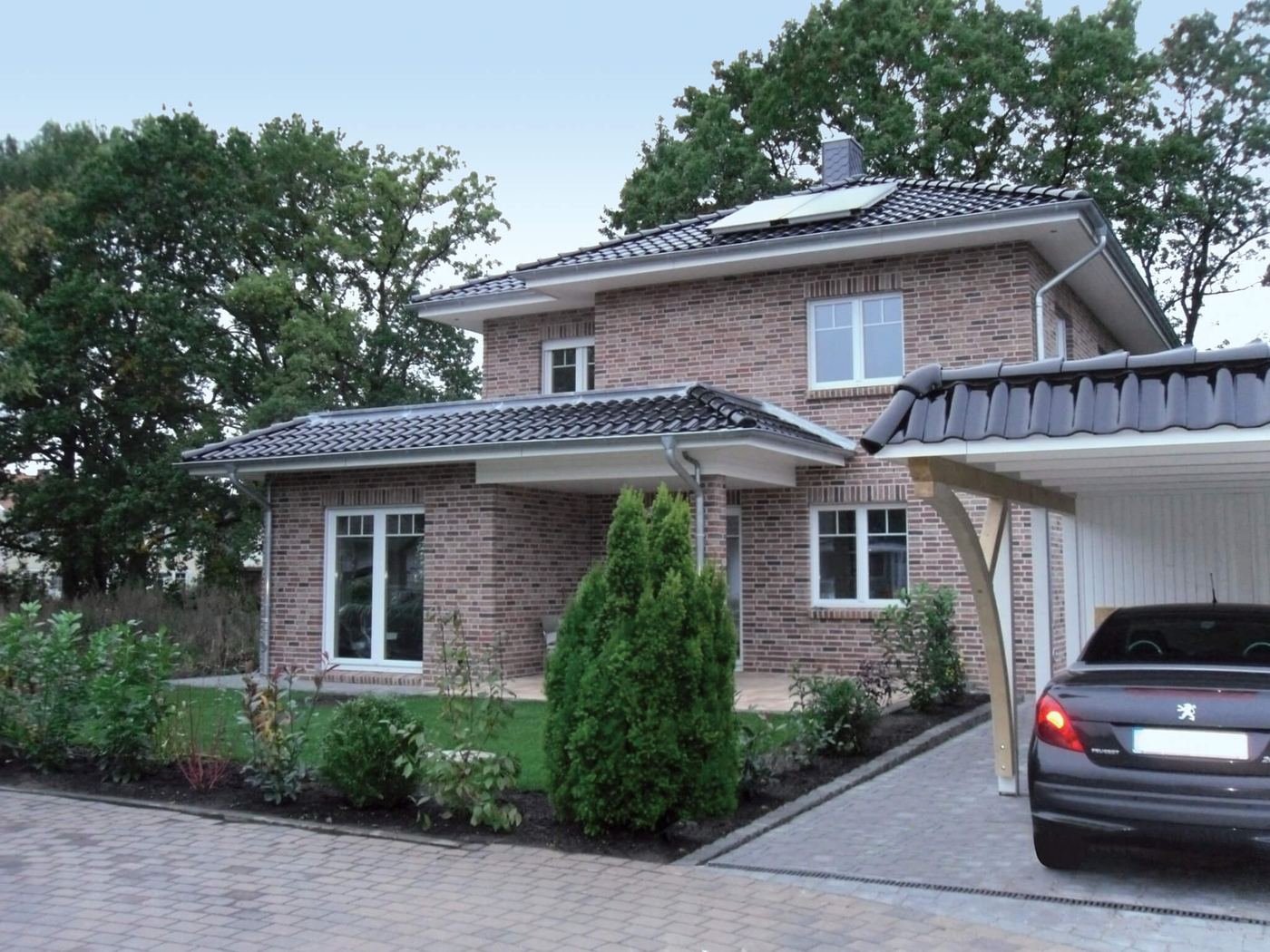 Mediterrane Stadtvilla 188 - diese mediterrane Stadtvilla mit knapp 200 qm Wohnfläche bauen wir schlüsselfertig zum Festpreis ab 449.000 €