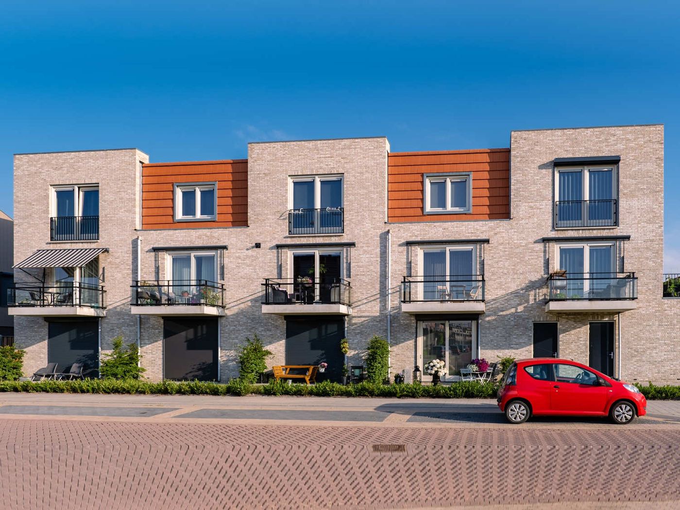 Mehrfamilienhaus 420 - dieses Mehrfamilienhaus mit über 400 qm Wohnfläche bauen wir schlüsselfertig zum Festpreis ab 1.045.000 €